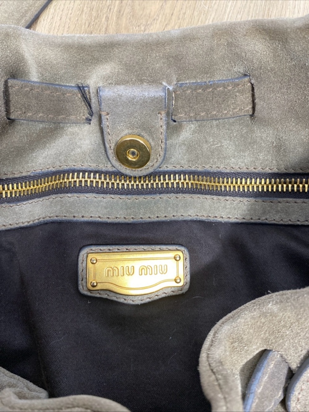 Miu Miu Olive Green Suede Shoulder Tote with Gold Hardware 90s Y2K - Picture 7 of 13